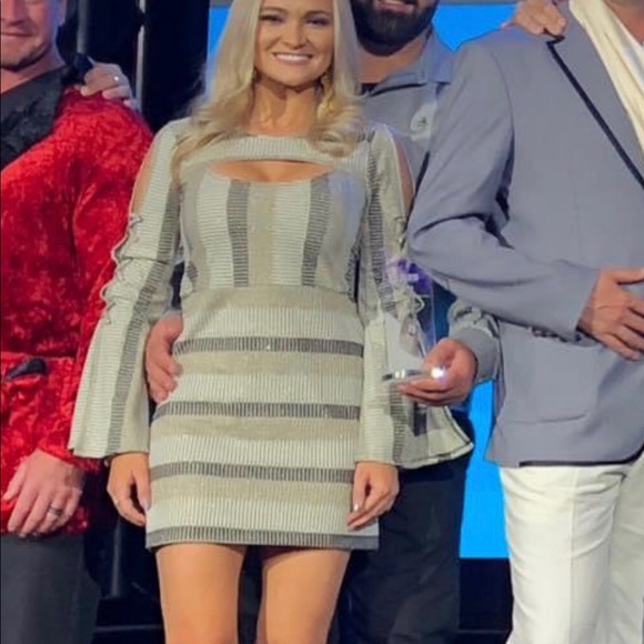 BCBG DRESS! - Picture 2 of 6